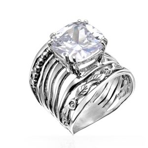 Elegant Women's Sterling Silver CZ Floral Ring